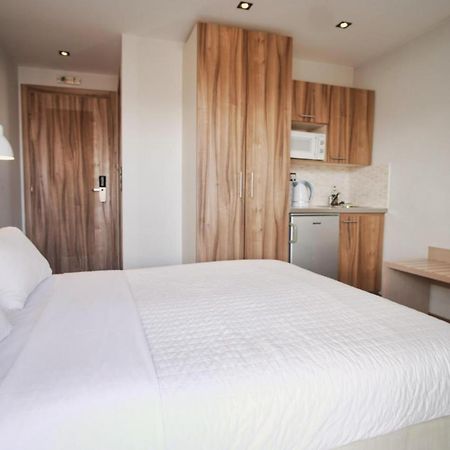 Elements Rooms & Apartments Athens Ngoại thất bức ảnh