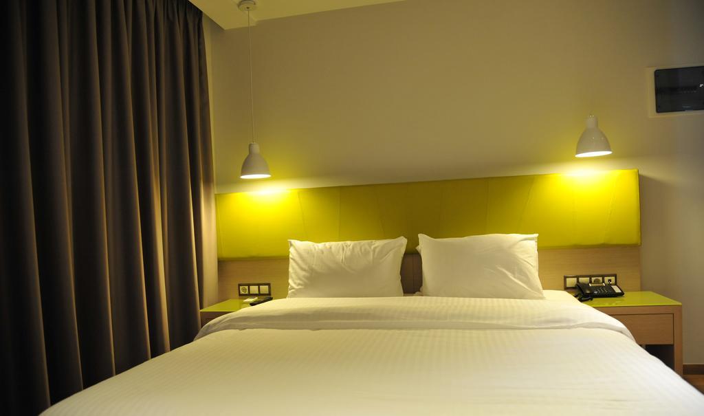 Elements Rooms & Apartments Athens Ngoại thất bức ảnh