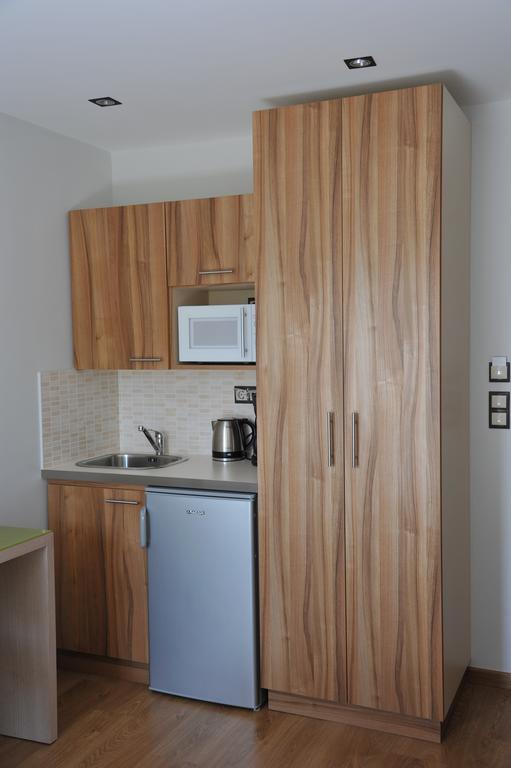 Elements Rooms & Apartments Athens Ngoại thất bức ảnh