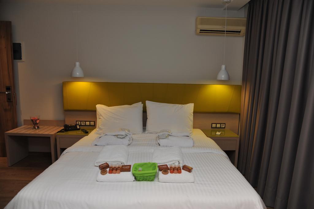 Elements Rooms & Apartments Athens Ngoại thất bức ảnh